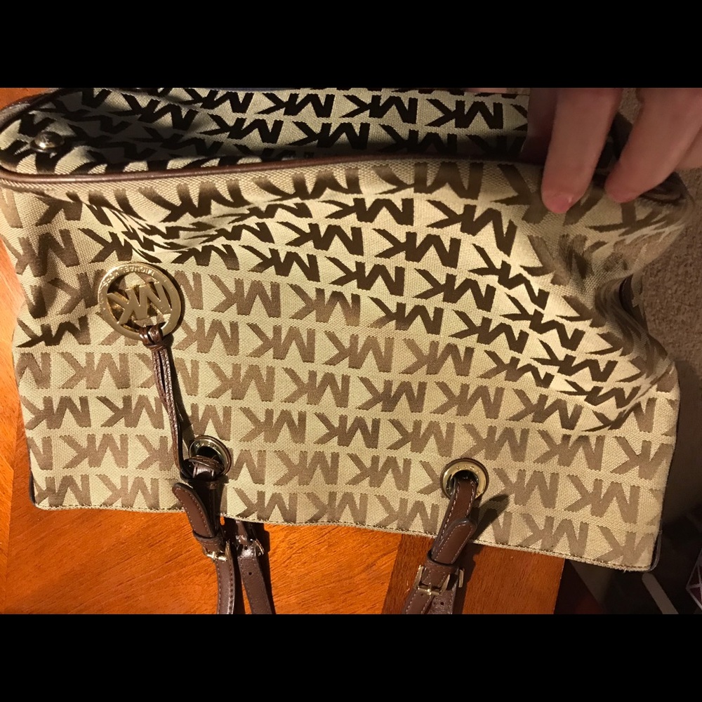 Mk tote